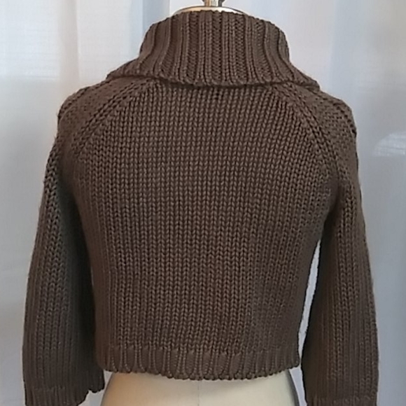 Nwot express Brown Knit cropped Button Down Cardigan 3/4" Sleeves small - Picture 2 of 10